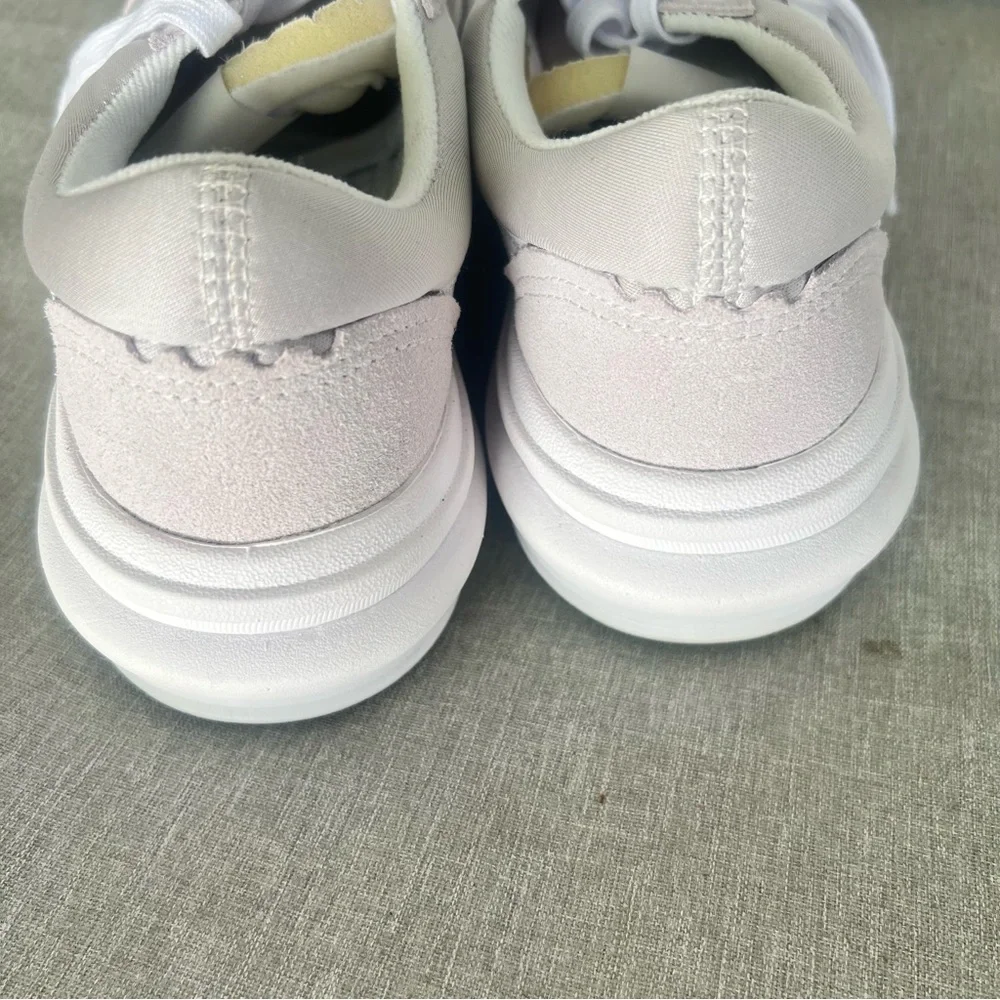 Vans Old‎ Skool Overt CC Sneakers White Light Gray Size Men7.5 / Women 9